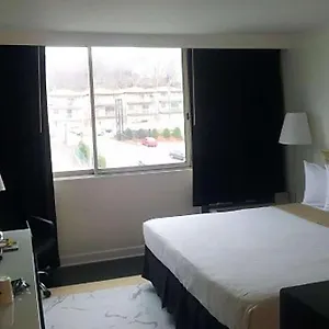 Hotel Ramada By Wyndham North Bergen