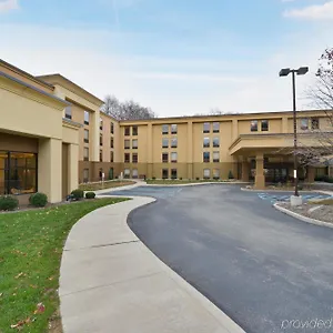 *** Hotel Mcknight États-Unis